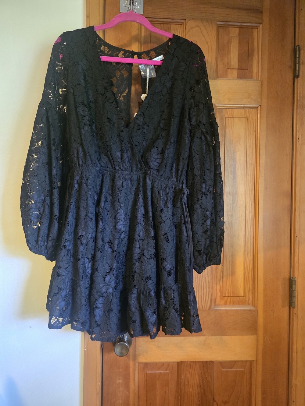 Here Comes The Sun Black Lace Long-Sleeve Dress NWT